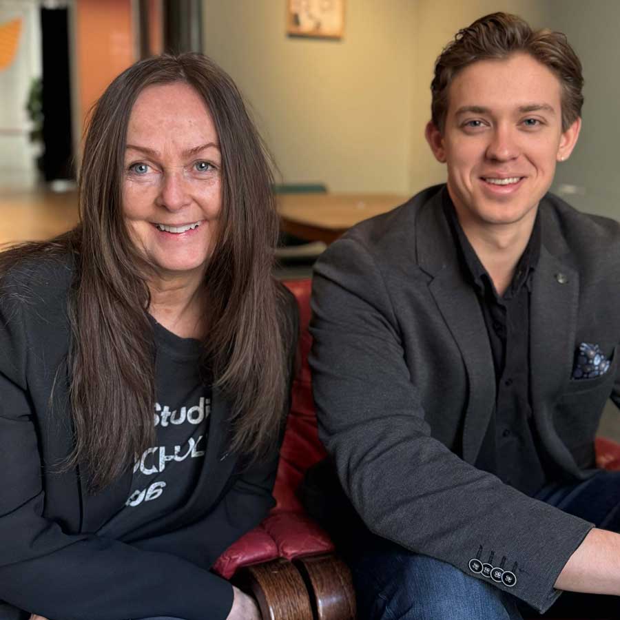 Studenter under speed dating-arrangementet